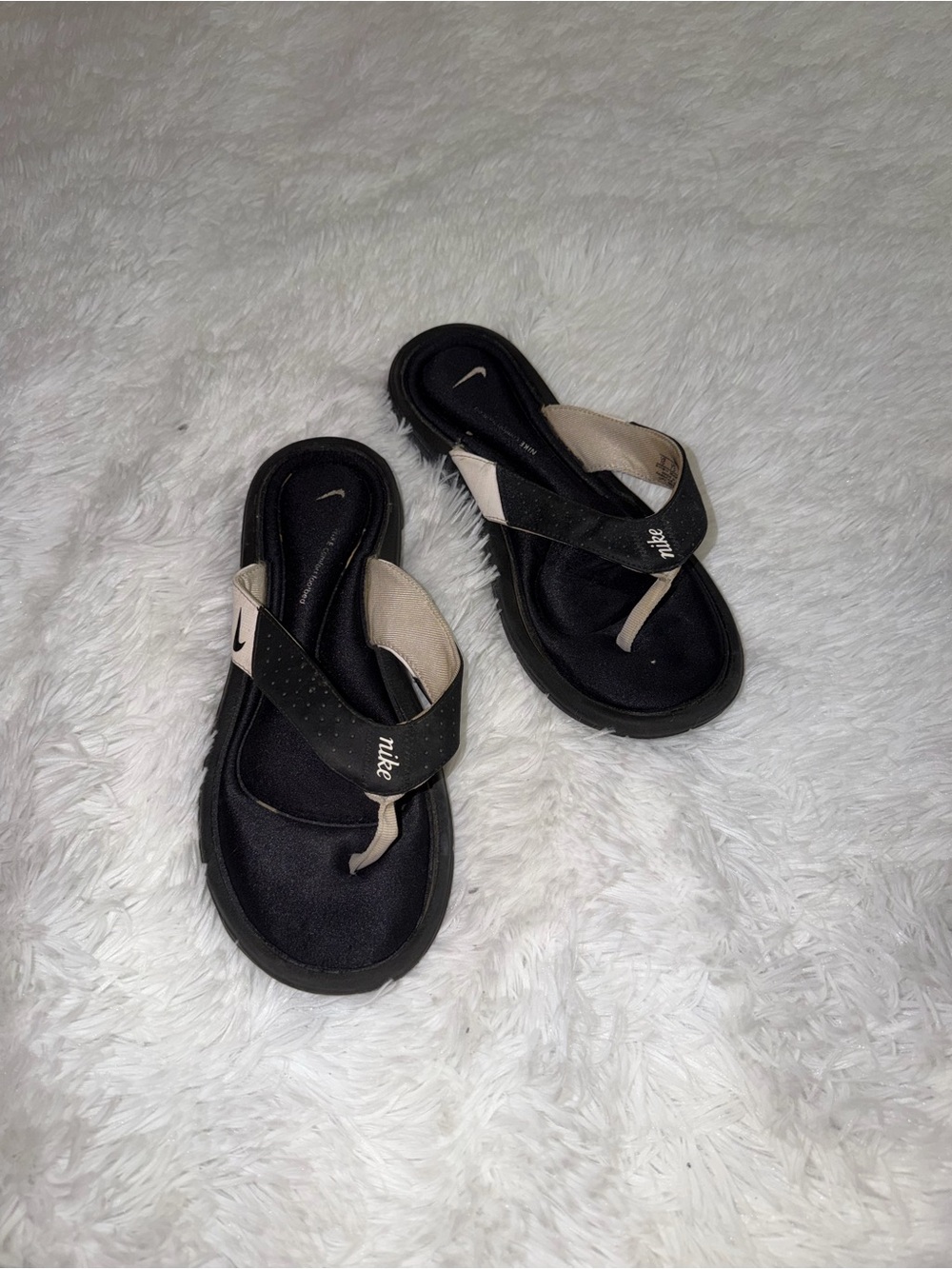 Nike Women's Black and Beige Foam Thong Sandals